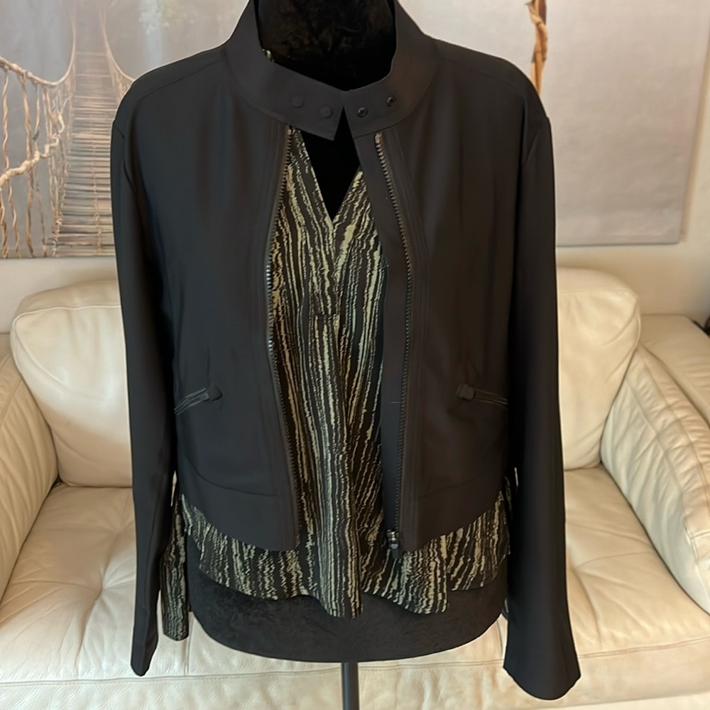 Athleta Lunar Moto Crop Jacket Black size 16 with black hardware